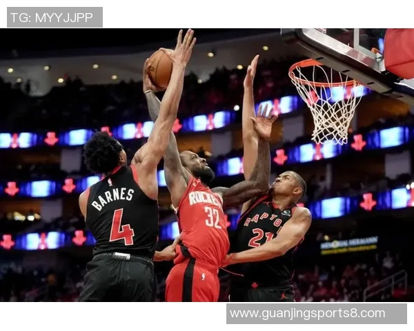 猛龙主场发威克拉克森19分巴恩斯双十奎克利20分助力送爵士连败至八场